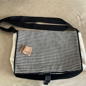 Large sweater messenger bag